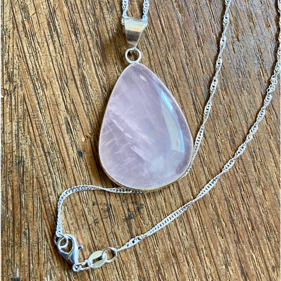 Rose quartz gemstone necklace NWOT - Picture 2 of 5